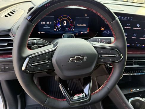 New 2026 Chevrolet Traverse RS w/ LPO, Floor Liner Package image 14