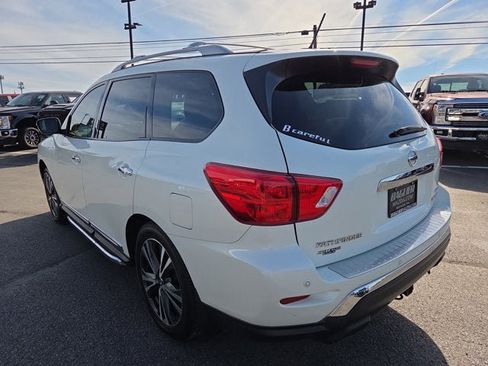 Used 2018 Nissan Pathfinder Platinum w/ Cargo Package image 4