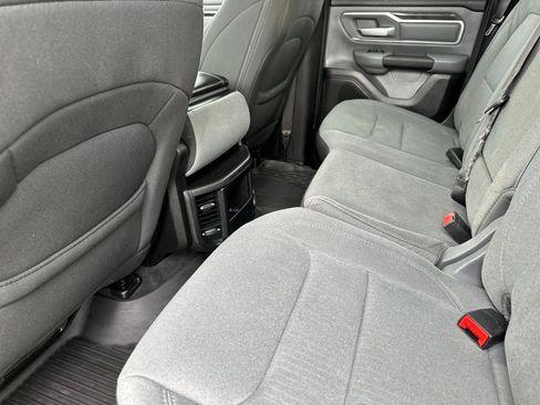 Used 2021 RAM 1500 Big Horn AWD/4WD image 11
