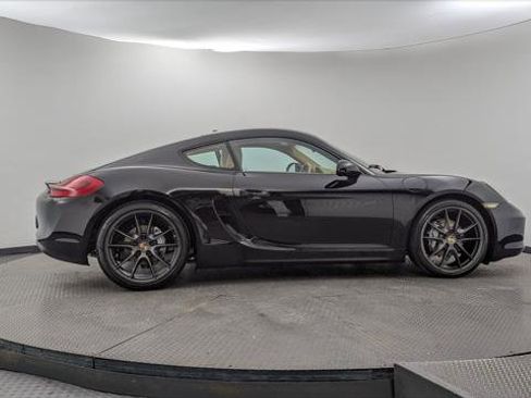 Used 2015 Porsche Cayman COUPE image 9