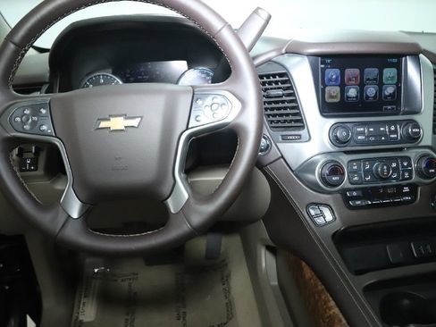 Used 2017 Chevrolet Tahoe Premier AWD/4WD image 31