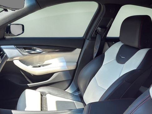 Certified 2022 Cadillac CT5 V w/ Premium Package AWD/4WD image 19