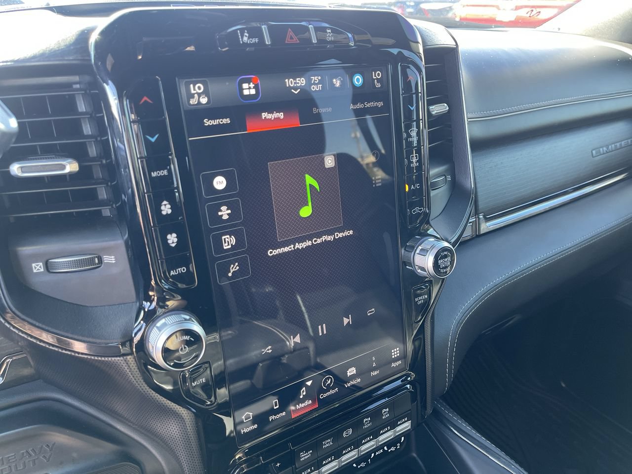 Used 2022 RAM 3500 Limited AWD/4WD image 13