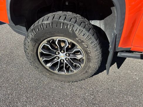 Used 2021 Chevrolet Colorado ZR2 image 10