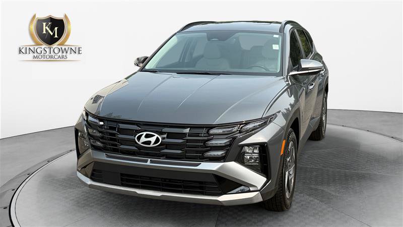 Used 2025 Hyundai Tucson SEL FWD image 1
