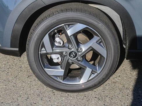 New 2026 Hyundai Venue SEL image 11