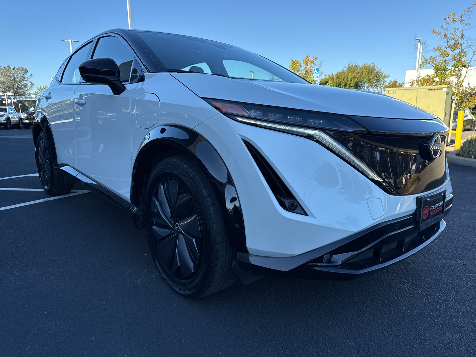 Used 2023 Nissan Ariya FWD image 6