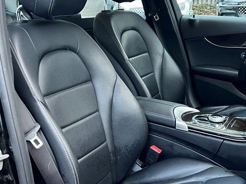 Used 2018 Mercedes-Benz C 300 4MATIC Sedan image 8