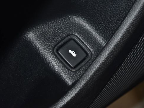 Used 2022 Honda Accord Sport image 6