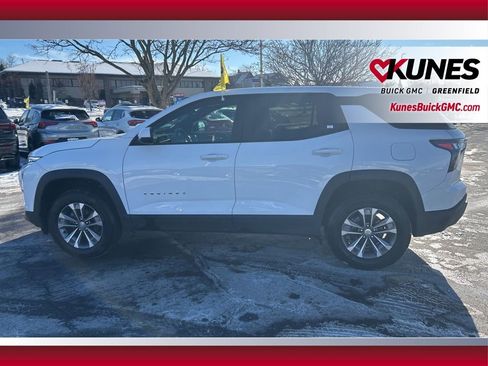 Used 2025 Chevrolet Equinox LT image 6