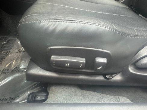 Used 2001 Toyota Solara SE FWD image 34