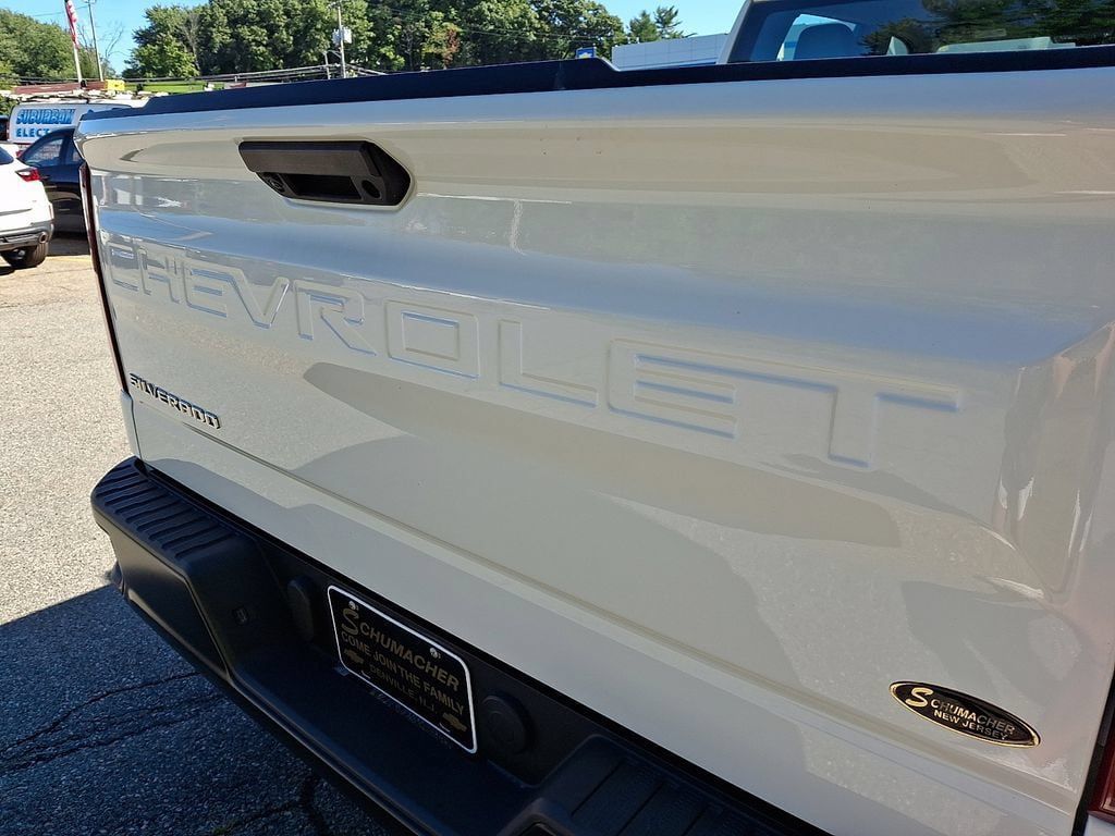 Used 2023 Chevrolet Silverado 1500 W/T AWD/4WD image 32