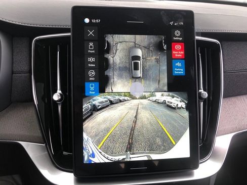 New 2026 Volvo XC90 B5 Ultra w/ Protection Package Premier image 26