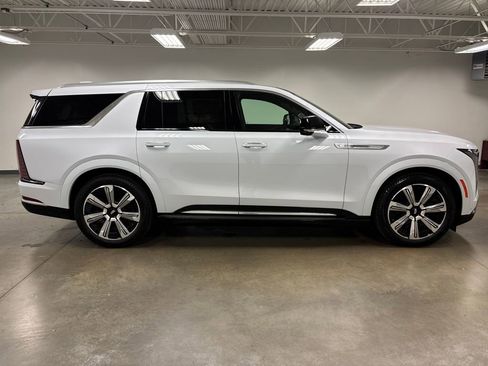 New 2026 Cadillac Escalade IQL Luxury w/ LPO, Floor Liner Package image 19