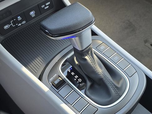 New 2026 Hyundai Kona SE image 15