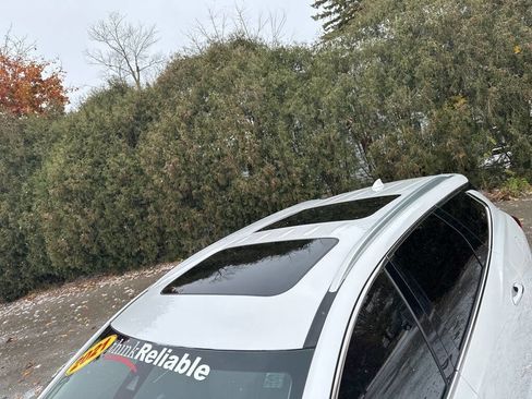 Used 2021 Buick Enclave Avenir image 16