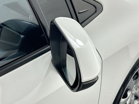 Used 2023 Toyota Corolla LE image 10