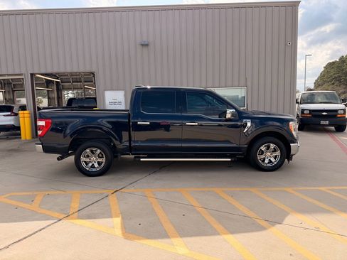 Used 2023 Ford F150 Lariat RWD image 9
