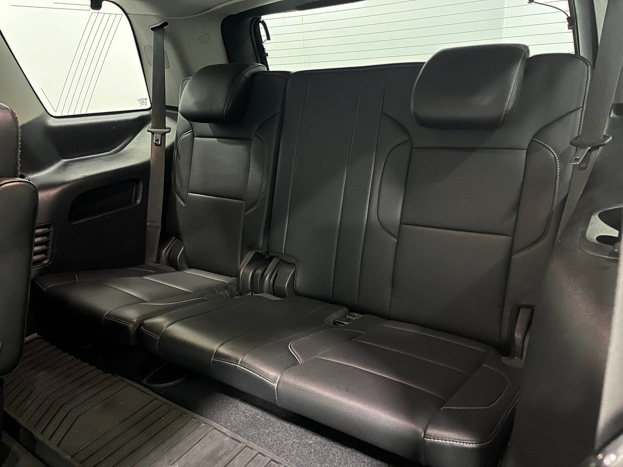 Used 2019 GMC Yukon SLT w/ Premium Edition AWD/4WD image 31