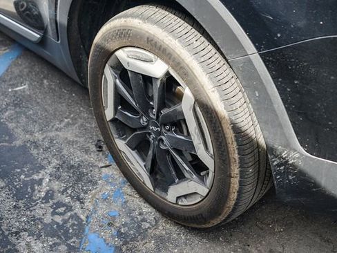 Certified 2025 Kia Telluride S image 9