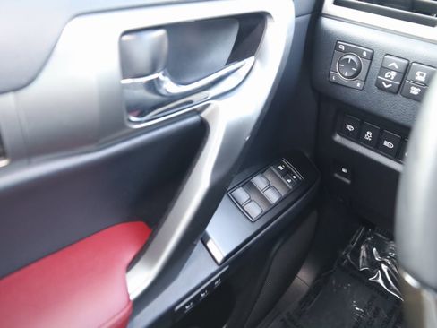 Used 2023 Lexus GX 460 Luxury w/ Sport Design Package image 41