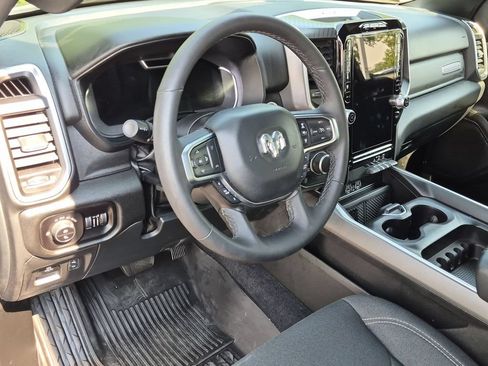 Used 2025 RAM 1500 Big Horn AWD/4WD image 10