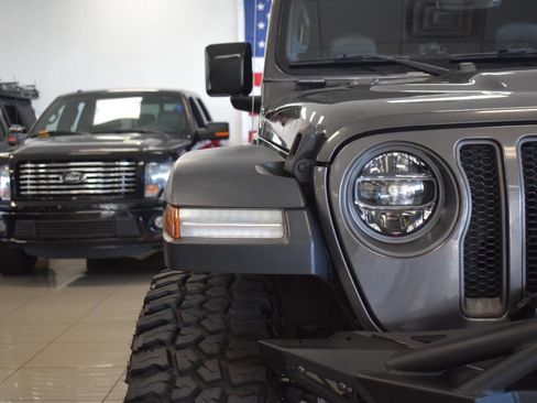 Used 2018 Jeep Wrangler Unlimited Rubicon image 8