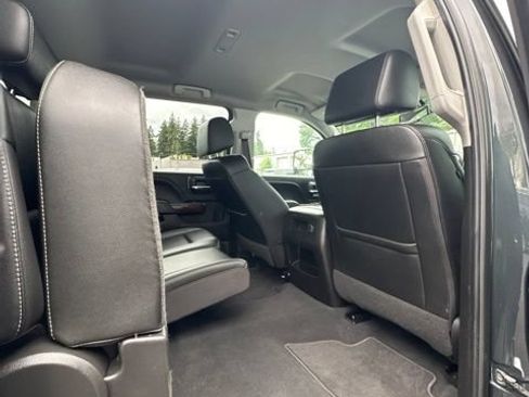 Used 2019 GMC Sierra 2500 SLT w/ Duramax Plus Package AWD/4WD image 12