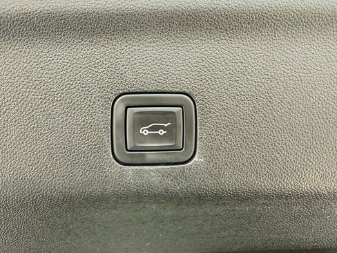 Certified 2024 Chevrolet Tahoe Premier image 14