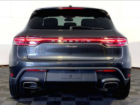 Certified 2026 Porsche Macan AWD/4WD image 6