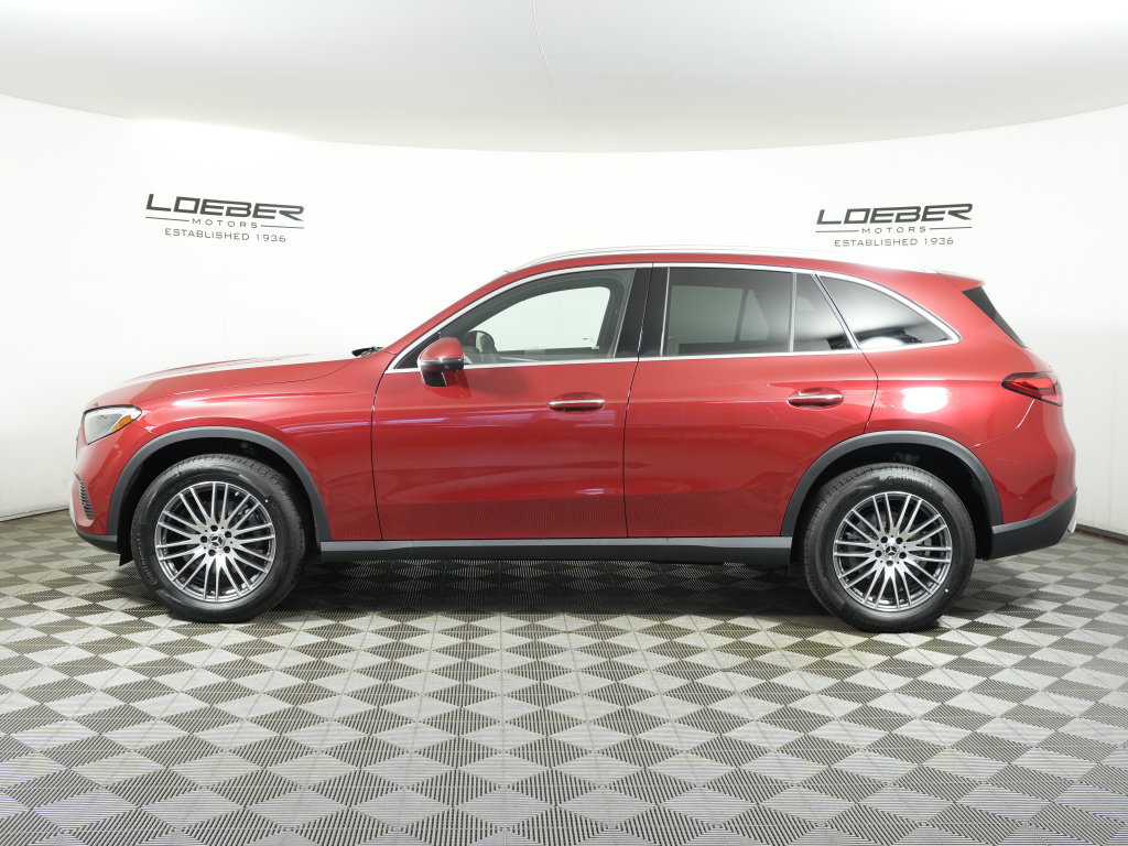 Certified 2026 Mercedes-Benz GLC 300 4MATIC image 2