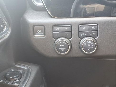 Used 2024 Chevrolet Silverado 2500 LTZ w/ LTZ Plus Package AWD/4WD image 14