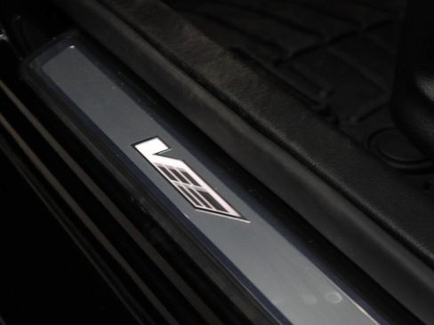 Used 2019 Cadillac CTS V w/ Luxury Package image 22