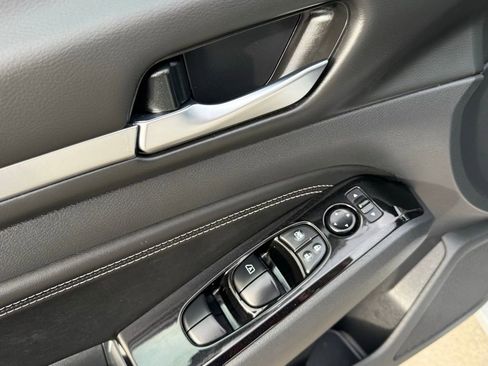 Used 2023 Nissan Altima 2.5 SL image 13