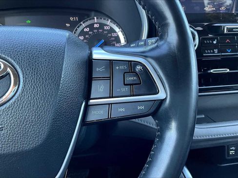 Used 2022 Toyota Highlander Limited image 22