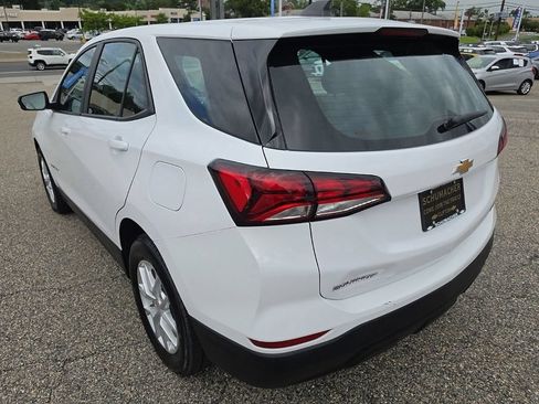 Certified 2024 Chevrolet Equinox LS FWD image 6