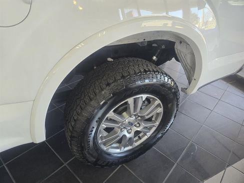 Used 2020 Ford F150 Lariat image 35