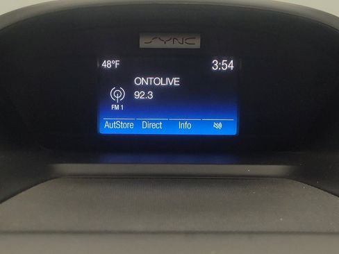 Used 2017 Ford Escape SE w/ SE Cold Weather Package AWD/4WD image 25
