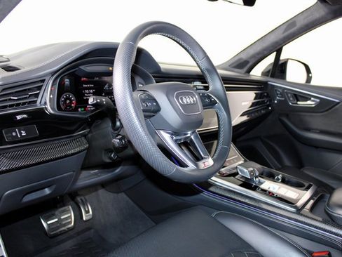 Used 2021 Audi SQ7 Prestige image 4