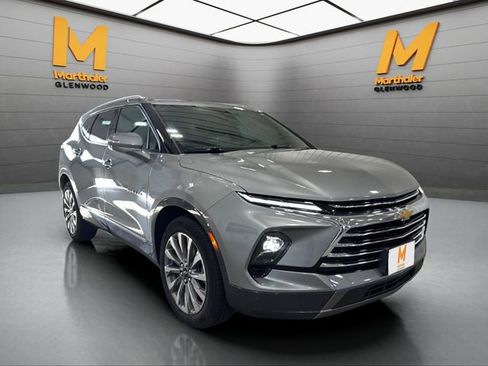 Used 2023 Chevrolet Blazer Premier w/ Driver Confidence II Package image 2