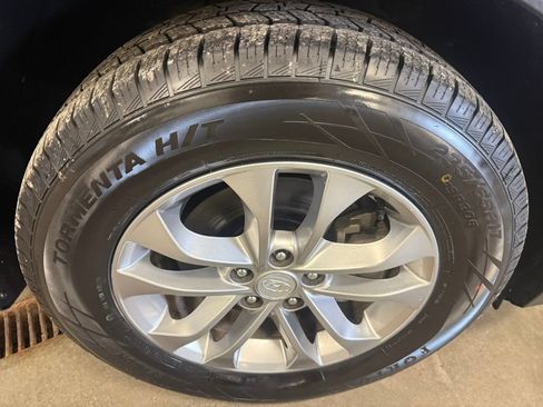 Used 2020 Hyundai Santa Fe SEL AWD/4WD image 14