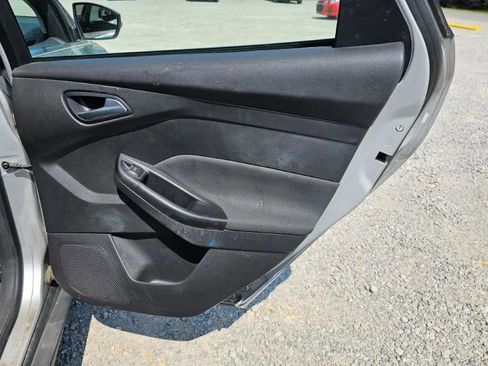 Used 2012 Ford Focus SEL image 26