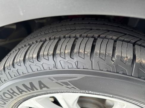 Used 2017 Ford Escape SE image 25