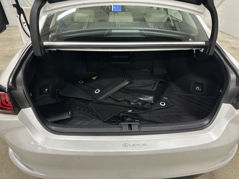 Certified 2025 Lexus ES 350 w/ Premium Package FWD image 32