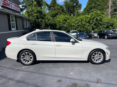 Used 2016 BMW 320i xDrive Sedan w/ Driver Assistance Package AWD/4WD image 5