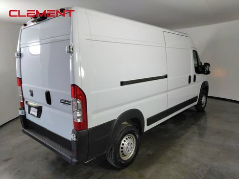 Used 2026 RAM ProMaster 2500 w/ Convenience Group FWD image 4