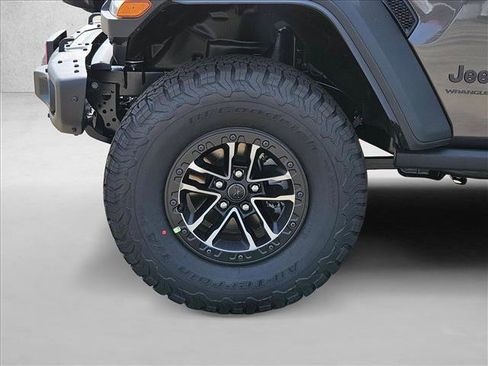 New 2026 Jeep Wrangler Unlimited Rubicon 392 w/ Quick Order Package 27X Moab AWD/4WD image 9
