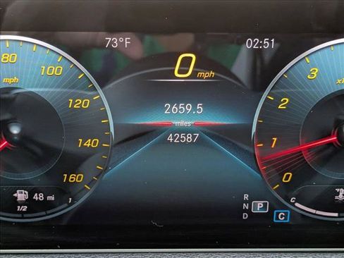 Used 2021 Mercedes-Benz GLB 250 4MATIC w/ AMG Line image 11