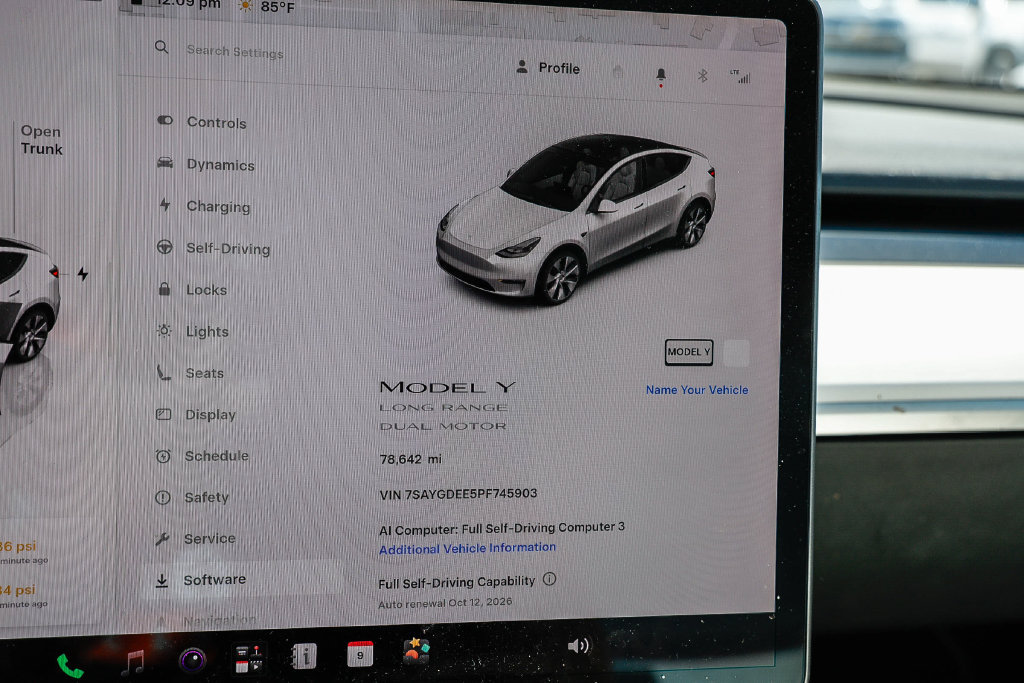 Used 2023 Tesla Model Y Long Range AWD/4WD image 10