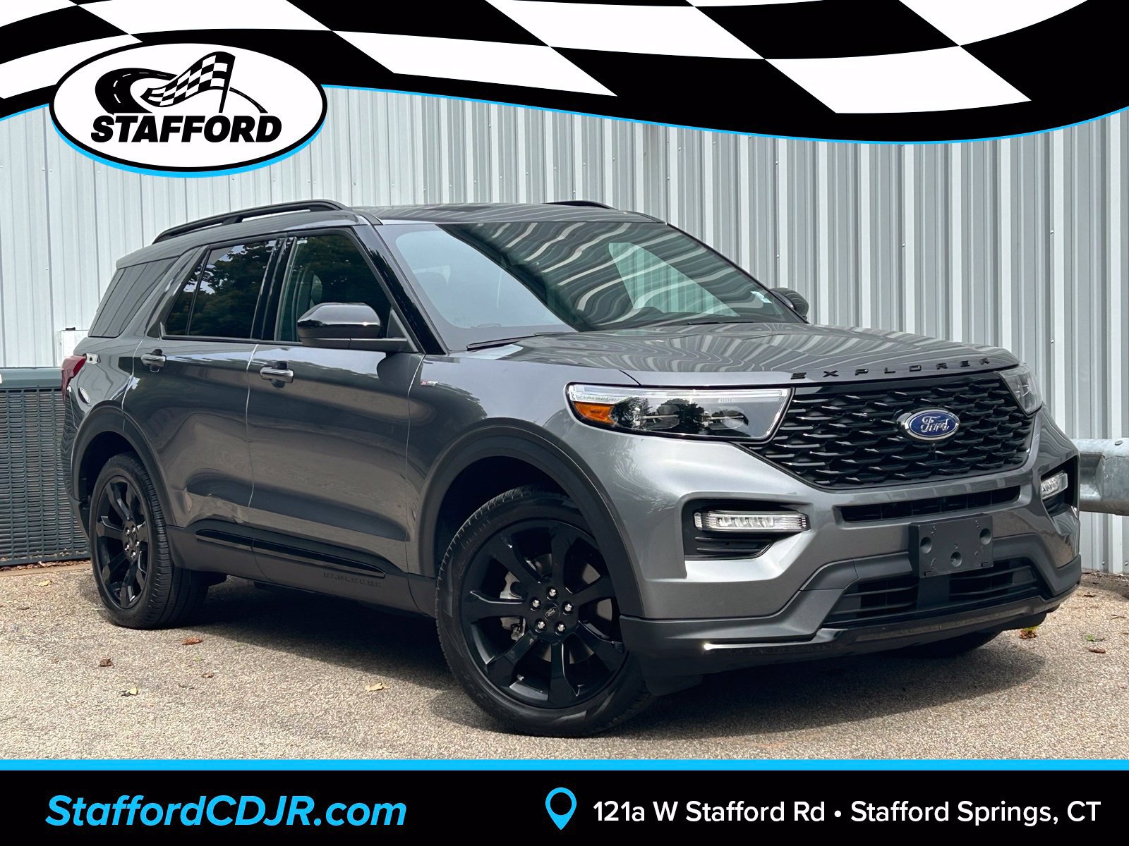 Used 2023 Ford Explorer ST-Line w/ Class IV Trailer Tow Package AWD/4WD image 1